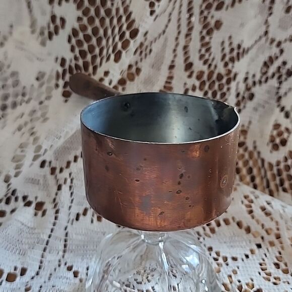 Vintage Petite French Copper Beurre Butter Pot with Wooden Handle - Picture 8 of 9